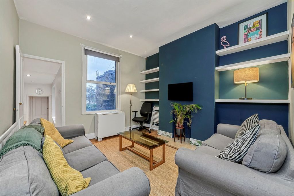 Property photo 3 of 7