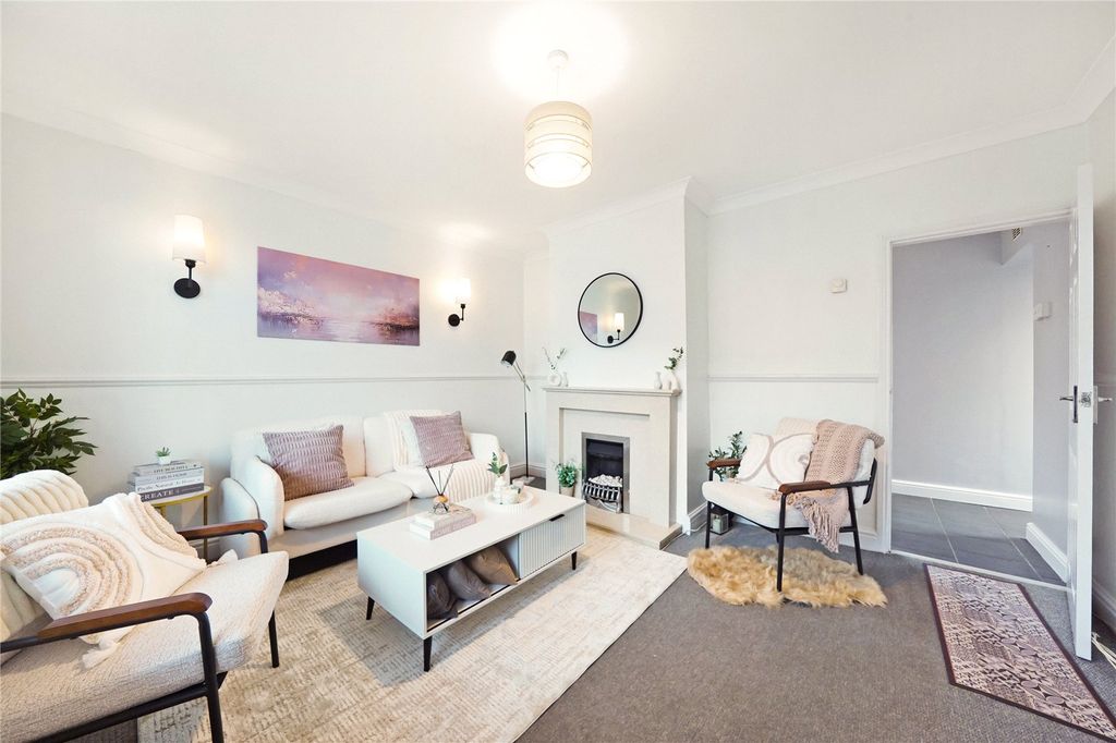 Property photo 2 of 14 Living Room