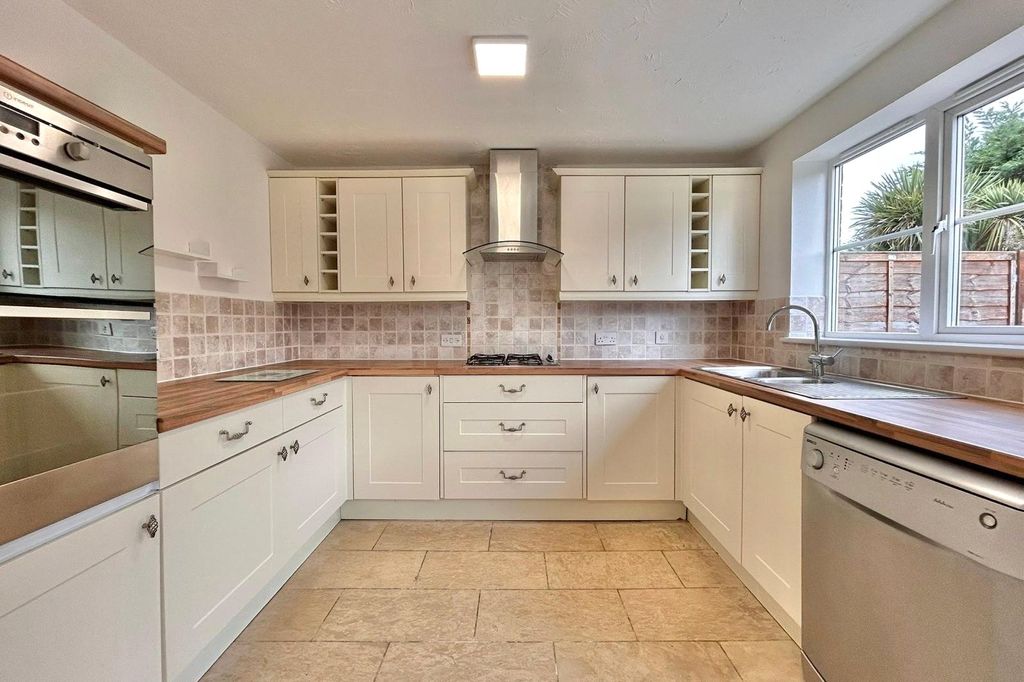 Property photo 2 of 14 Picture No. 14