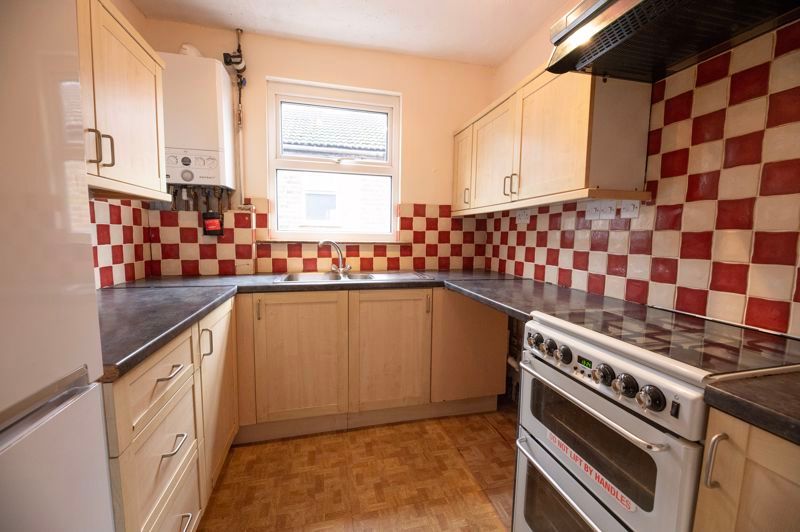 Property photo 3 of 9 Photo 5