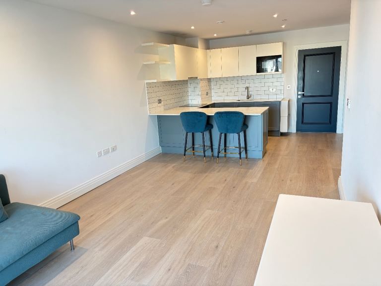 Property photo 2 of 20