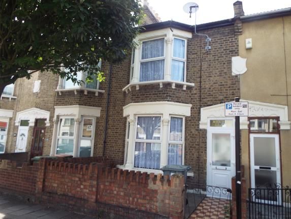 Property photo 1 of 10 A Lovely Three Bedroom House To Let In Forest Gate, E7
