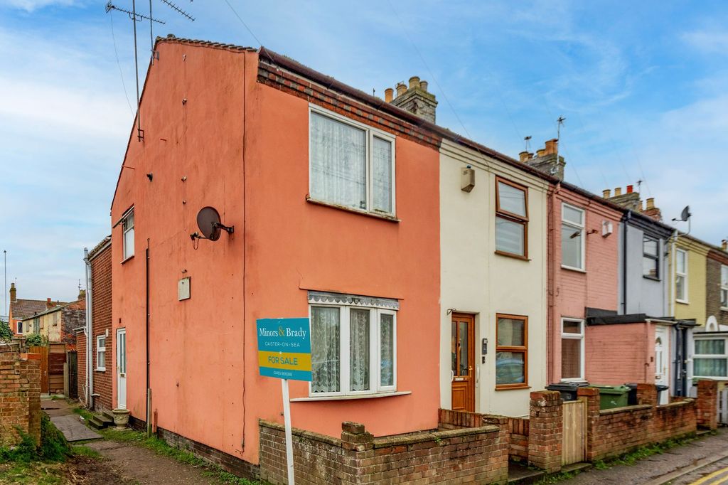 Property photo 1 of 16