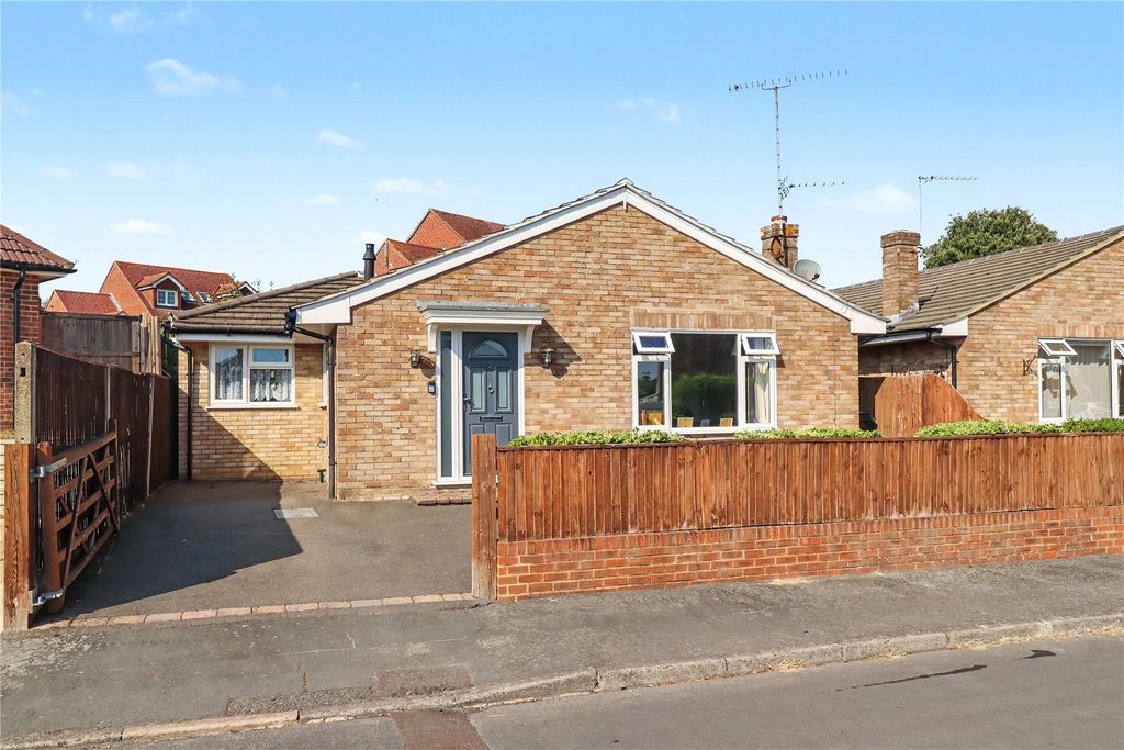 Property photo 1 of 16 Picture No. 23