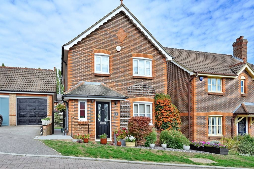 Property photo 1 of 23