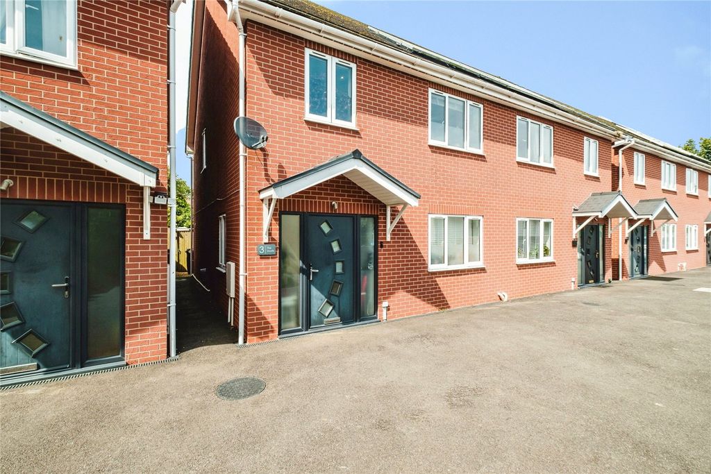 Property photo 1 of 21 The Worth