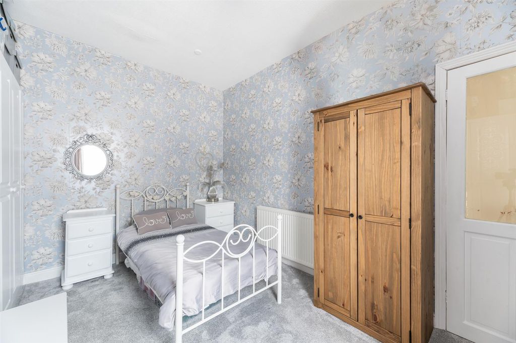 Additional image 13 of 4 bed property for saleManor Street, Otley LS21