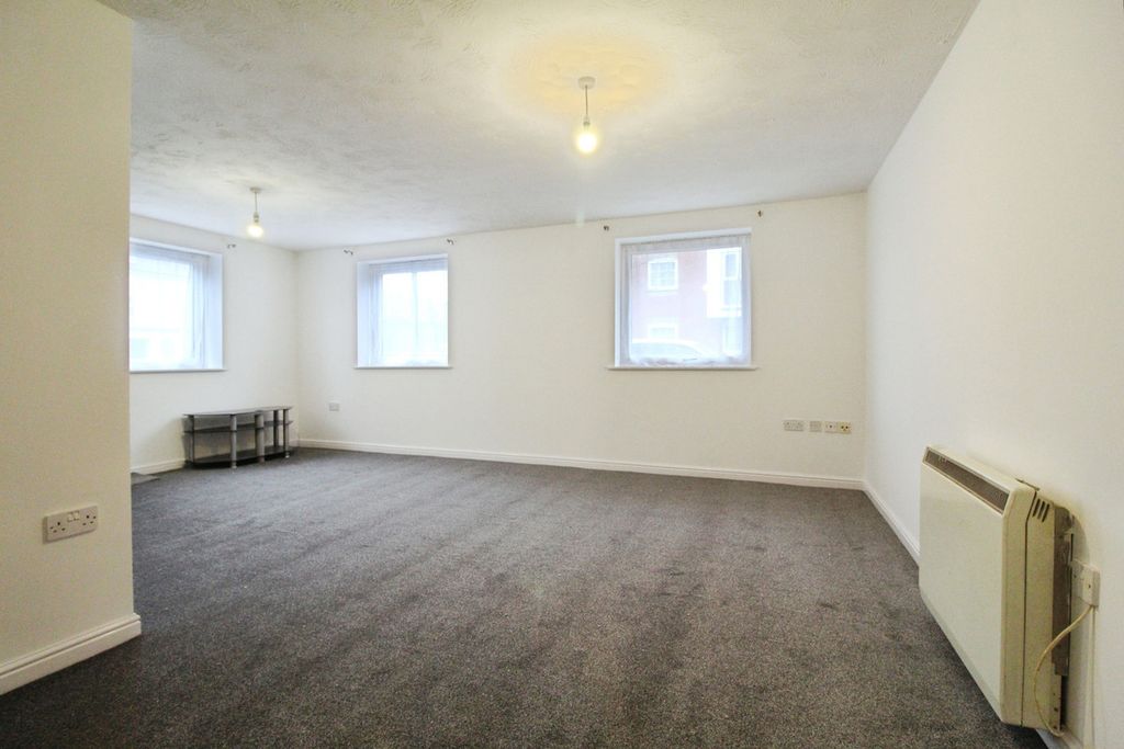 Property photo 3 of 7