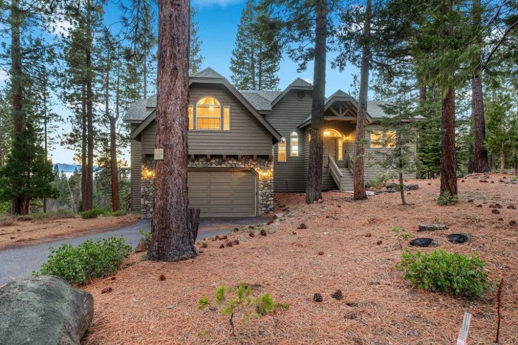 Property photo 1 of 26