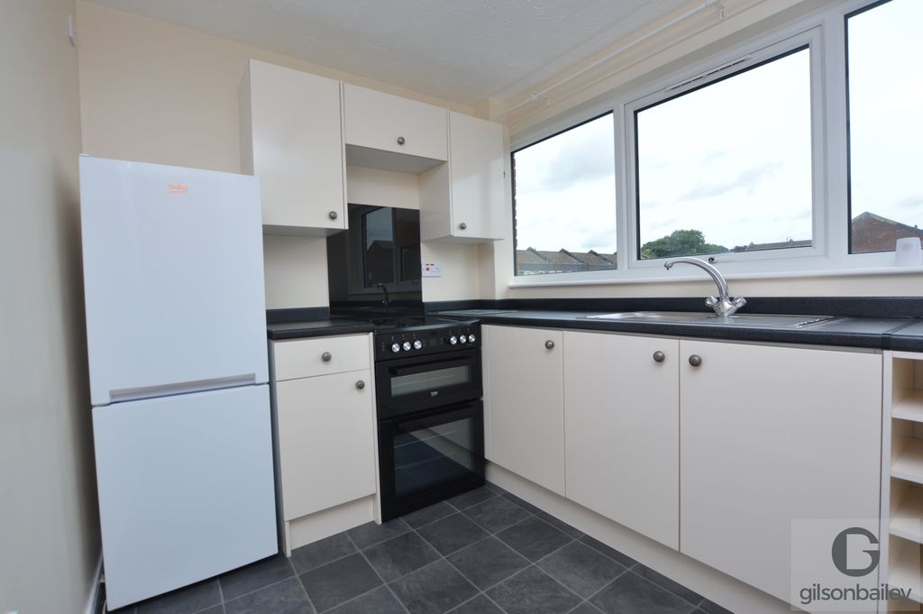 Property photo 3 of 8 Dsc_0104