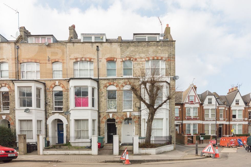 Property photo 1 of 1