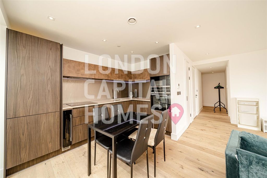 Property photo 3 of 11 2Sep0934.Jpg