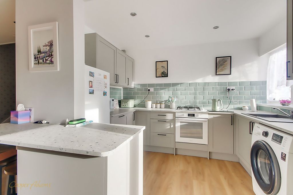 Property photo 2 of 13 Ktchen