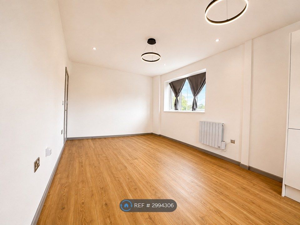 Property photo 2 of 4