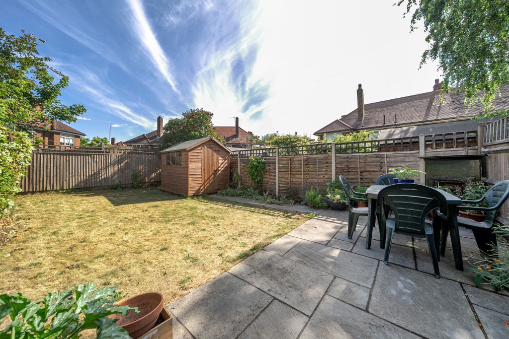 Property photo 2 of 12 Image