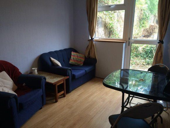 Property photo 2 of 7 35, Sussex Avenue Lounge.Jpg