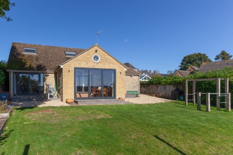 Property photo 1 of 11 266463-Std