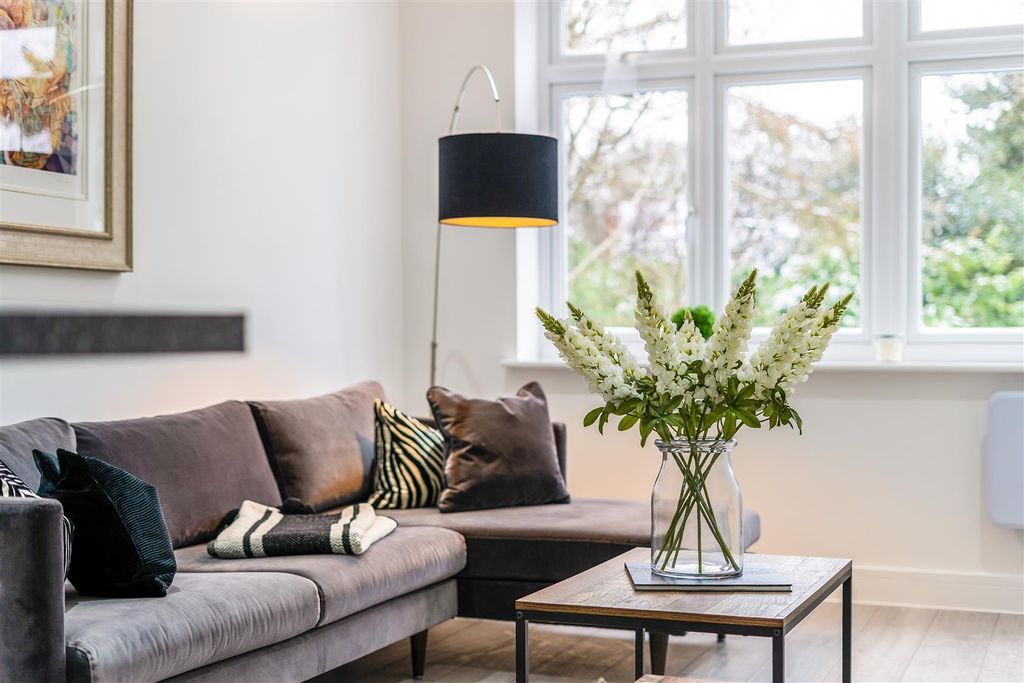 Property photo 3 of 23 Flat 6 272154 - (4).Jpg