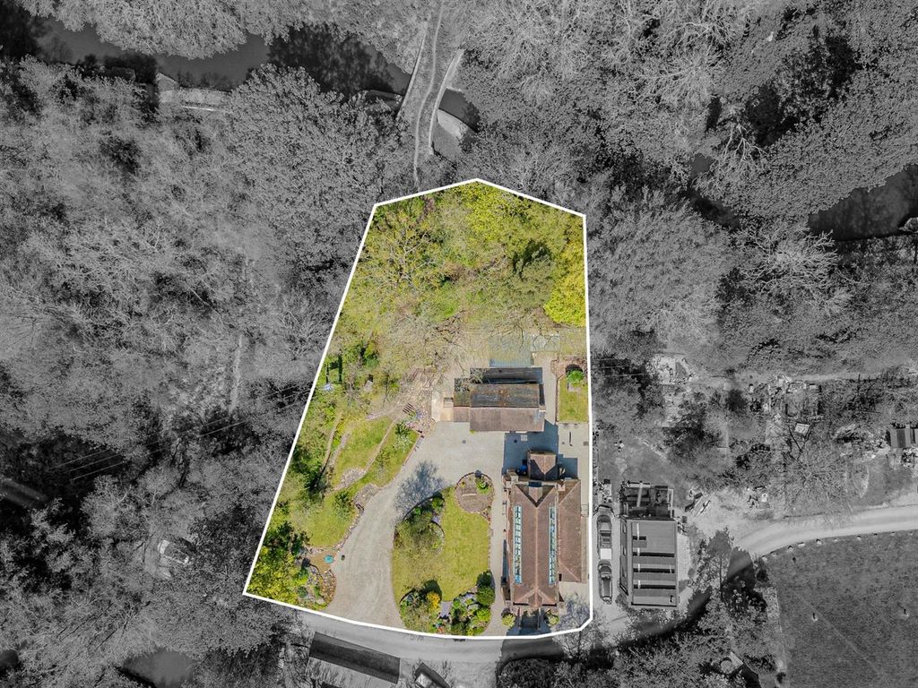 Property photo 2 of 76 Aerial Aspect