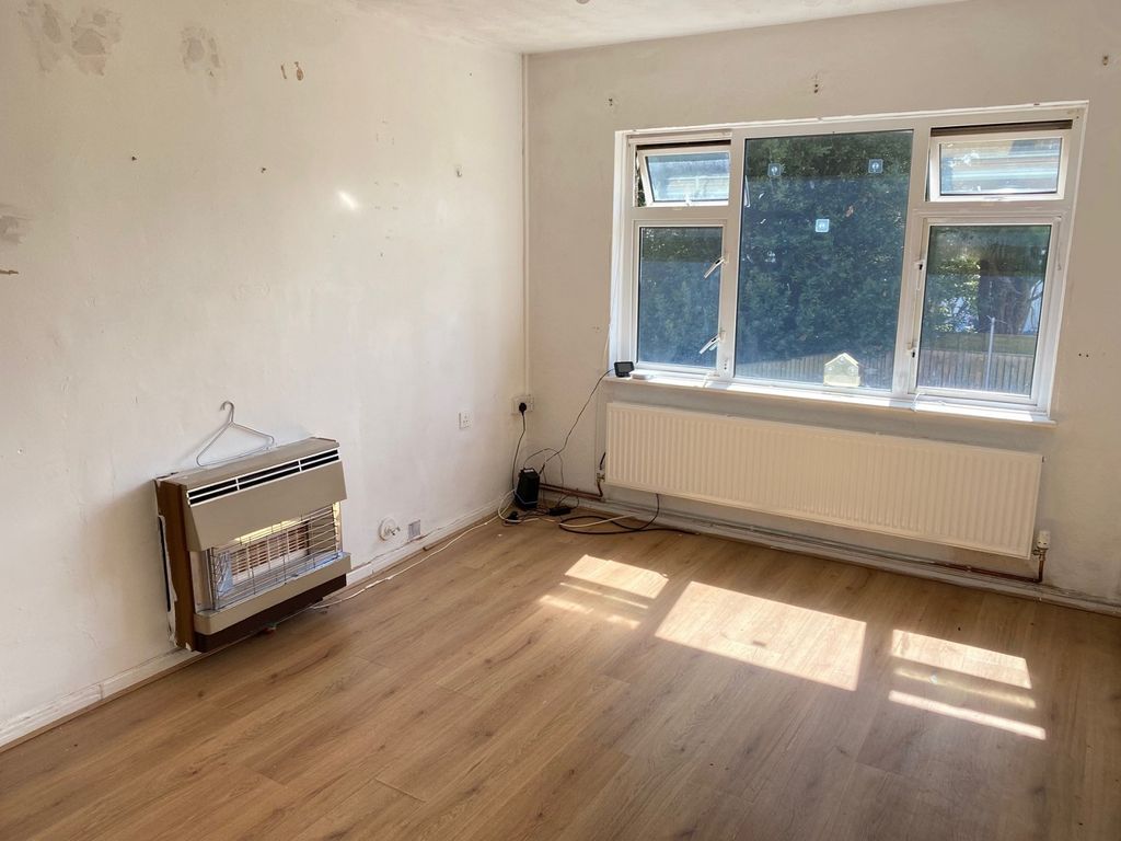 Property photo 2 of 8 Not Specified