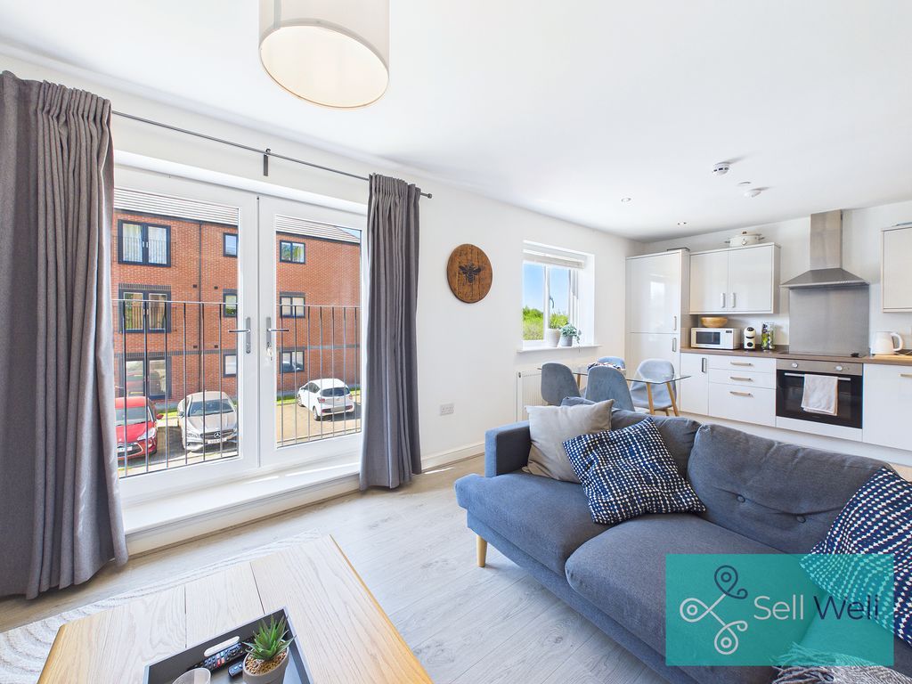 Property photo 2 of 17 Open Plan Living Area