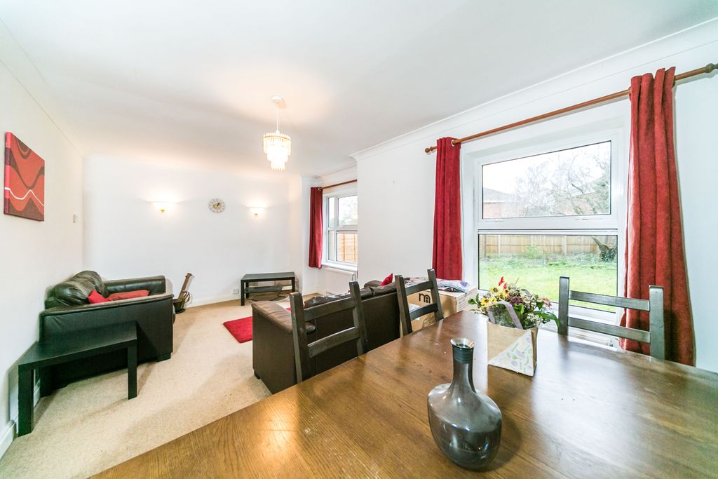 Property photo 1 of 8 1c85c859-F28A-4Bf4-A