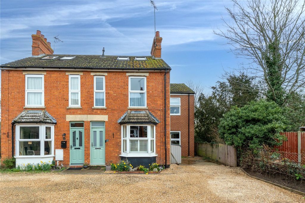 Property photo 1 of 24 Front