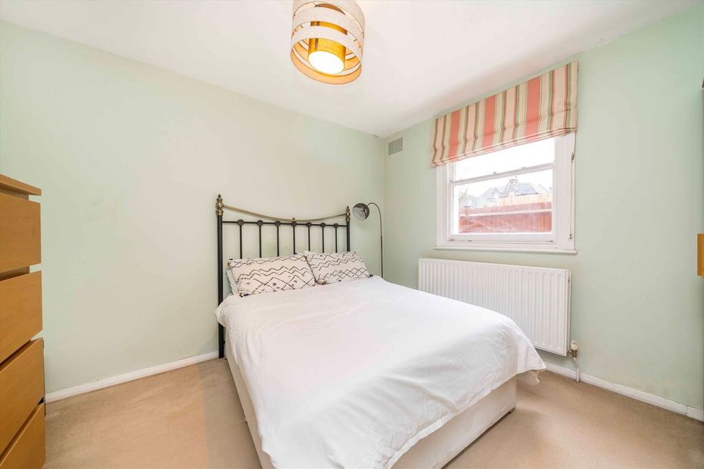 Property photo 3 of 7