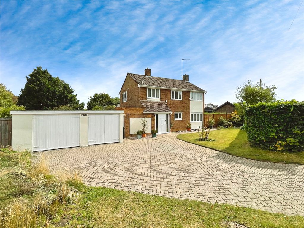 Property photo 1 of 20 Picture No. 01