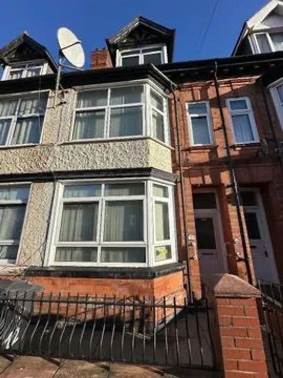 Property photo 1 of 13 Front