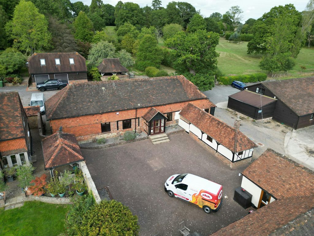 Property photo 1 of 8 Dji_0110.Jpg