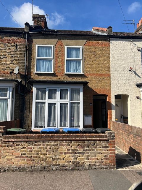 Property photo 1 of 8 Investment Opportunity For Sale Salisbury Road, Enfield En3