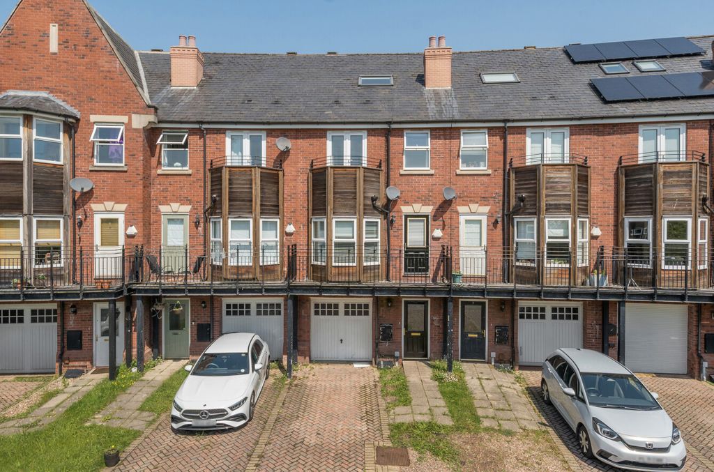 Property photo 1 of 24 1-6A187Cdad5276-1...