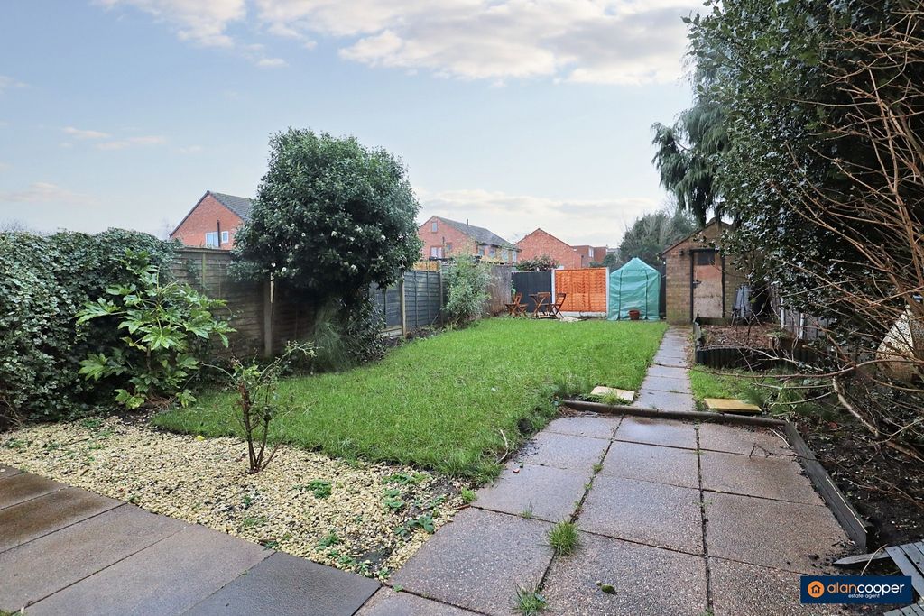 Property photo 2 of 34 3896214