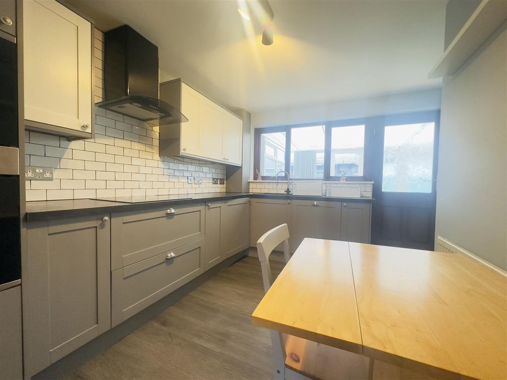 Property photo 3 of 10 Img_5025.Jpeg