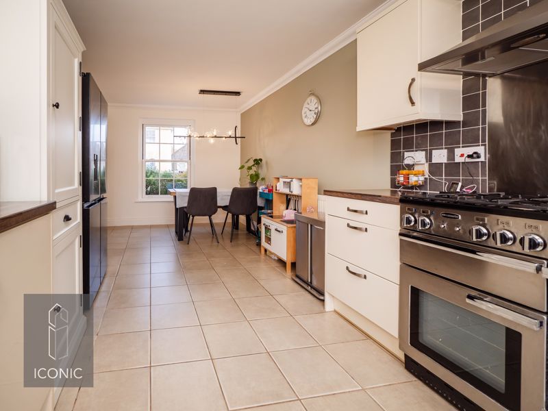 Property photo 2 of 29 Photo 3