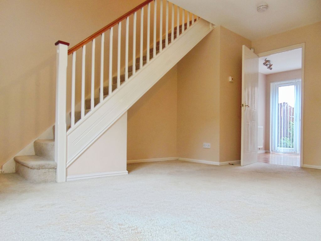 Property photo 3 of 11 Lounge