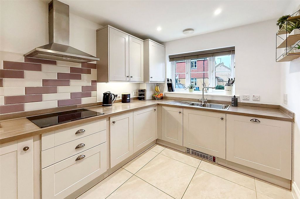 Property photo 3 of 20 Picture No. 09