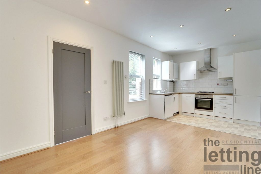 Property photo 1 of 11 Picture No. 26