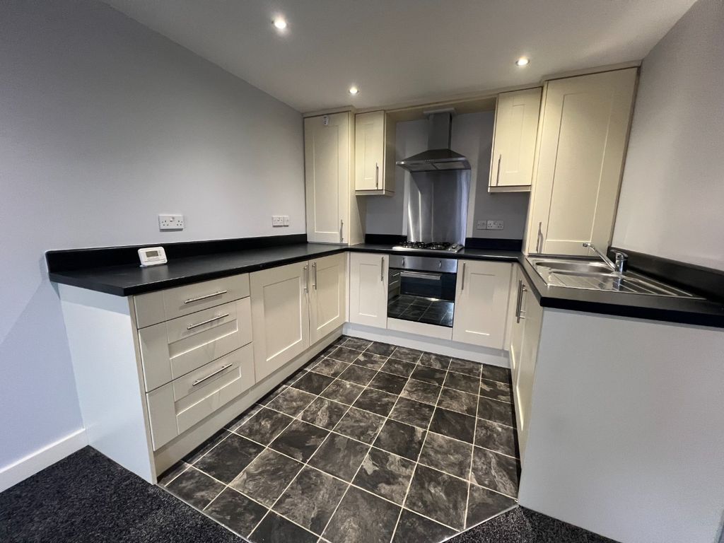 Property photo 2 of 12 4460114