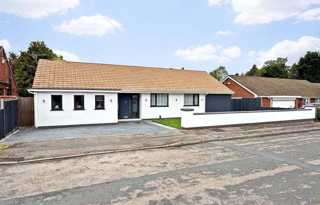 Property photo 1 of 20