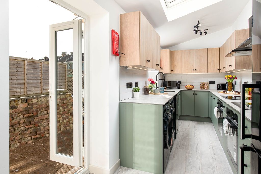Property photo 1 of 14 Bright Modern Kitchen With Skylight And Garden Acc...