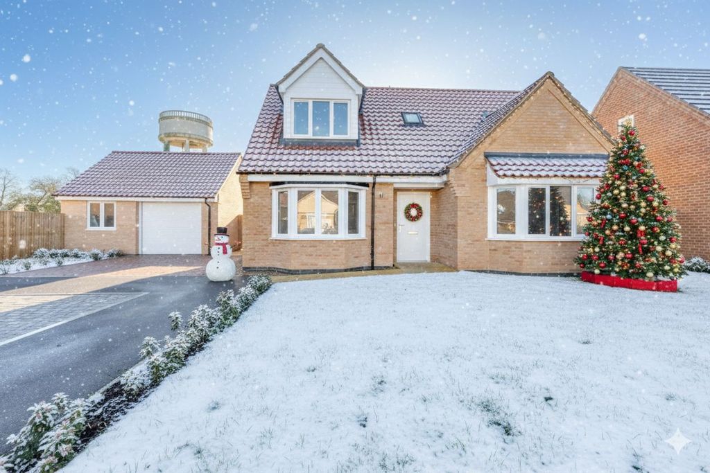 Property photo 1 of 39