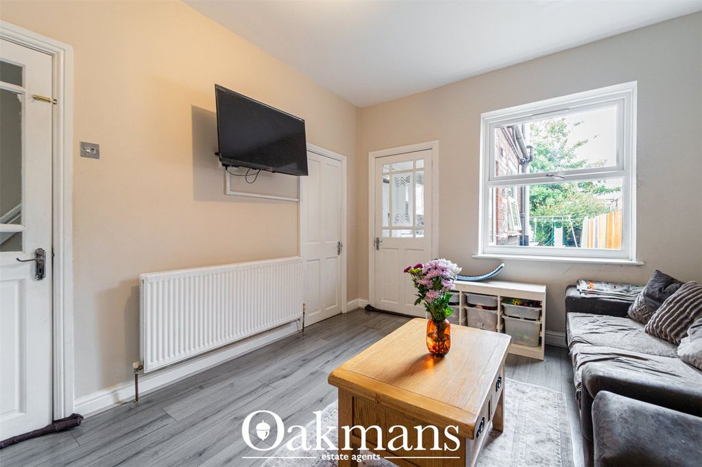 Property photo 3 of 15 Picture No. 05
