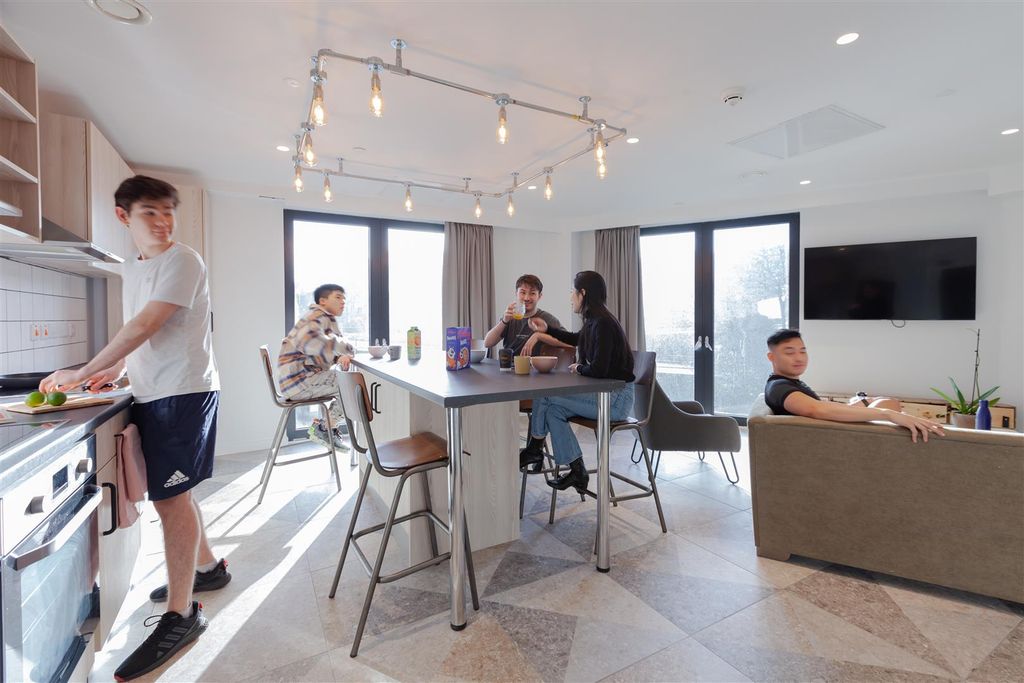 Property photo 1 of 26