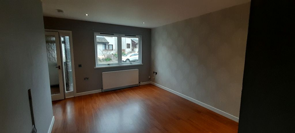 Property photo 3 of 14 20250317_143738