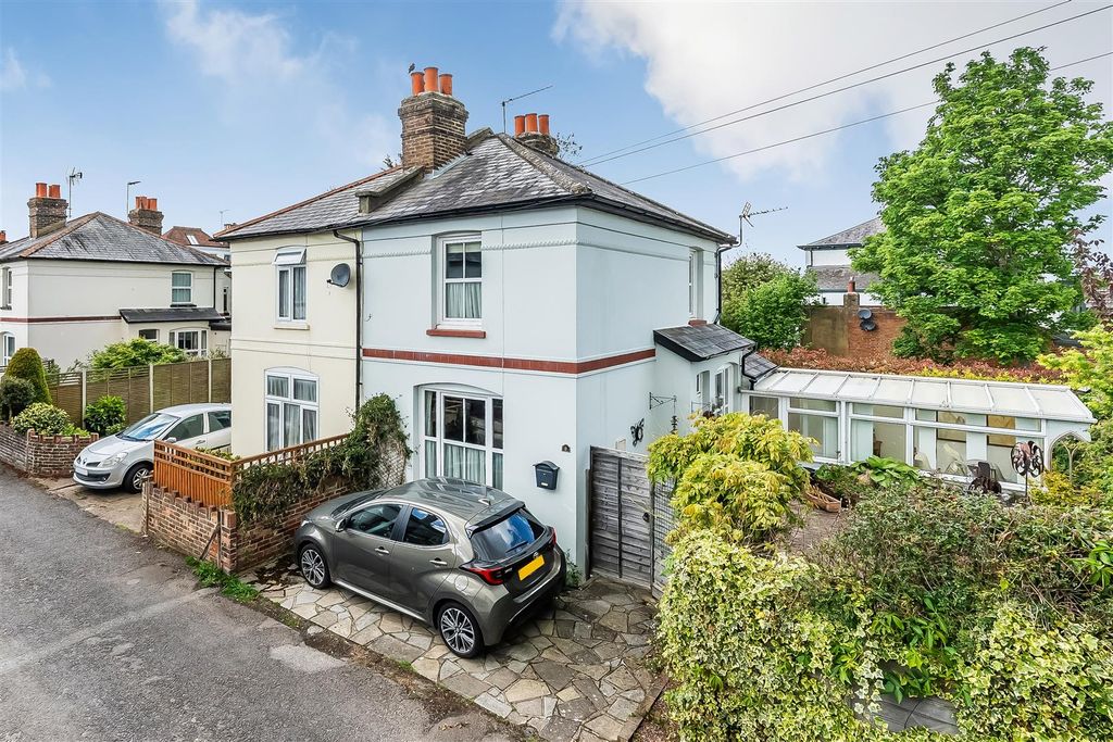 Property photo 1 of 24 8-Magazine-Place-24.Jpg