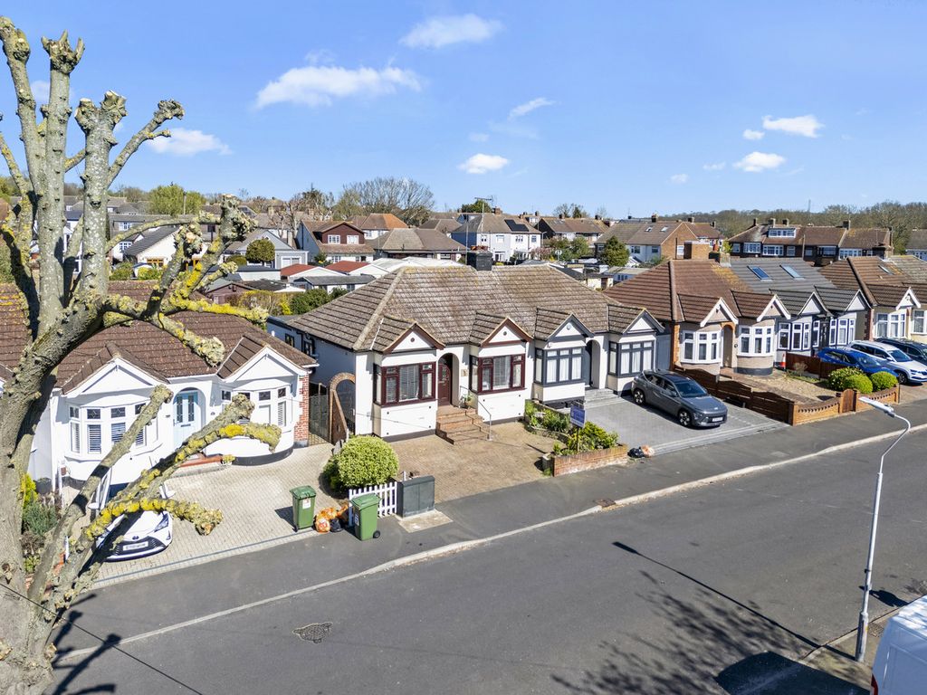 Property photo 1 of 23