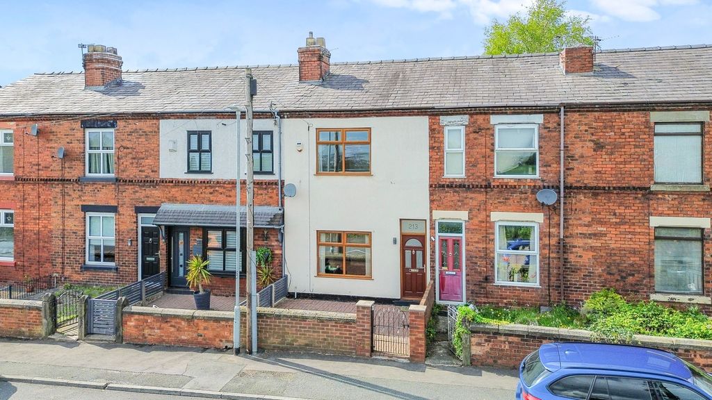 Property photo 1 of 12