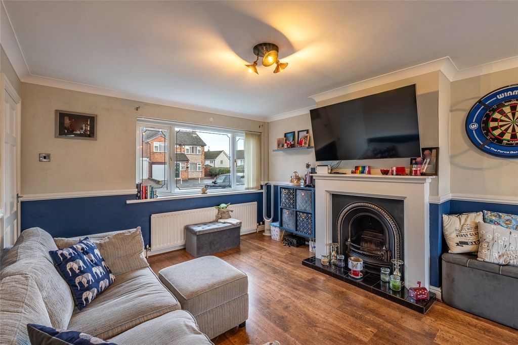 Property photo 2 of 26 Picture No. 23